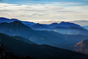 Fototapeta premium Mountain foggy horizon landscape in Zakopane
