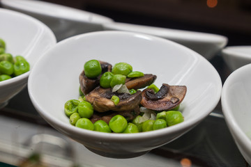 green pea and fry mushroom salad