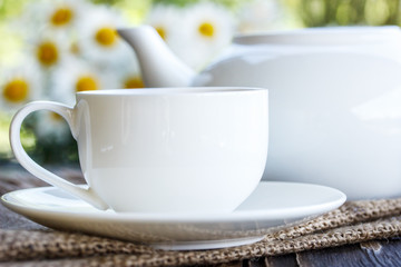 Obraz na płótnie Canvas Herbal tea with chamomile