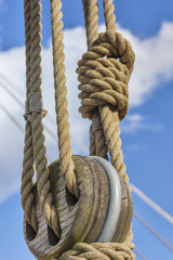 Blocks and tackles on a sailing vessel