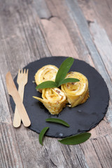 Crespelle ripiene di ricotta e salvia
