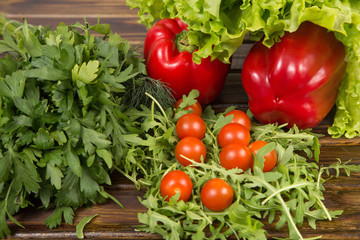 arugula salad with tomatoes