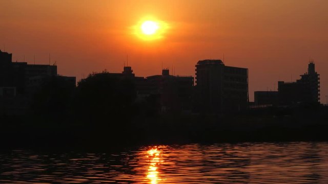 4K・都会の日没_3-302