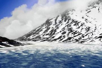Verduisterende rolgordijnen Gletsjers smeltende gletsjers in poollandschap