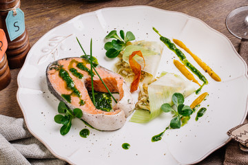 coho salmon with onion and egg