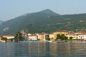 Fototapeta premium Town of Iseo