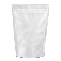 Fototapeta na wymiar White Blank Foil Food or Drink pack Bag Vector EPS10