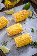 grilled sweet corn cob with lime