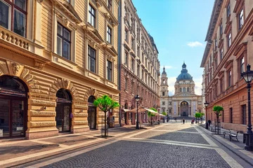 Fototapeten BUDAPEST, Ungarn-Mai 04, 2016: St.-Stephans-Basilika in Budapest a © BRIAN_KINNEY
