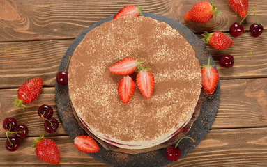 Strawberry tiramisu cake