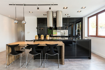 Open kitchen and dining room combined