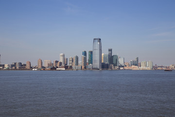 Fototapeta na wymiar new york city skyline view during a sunny day