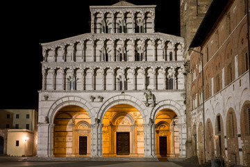 Fototapeta premium Medieval Cathedral at Night