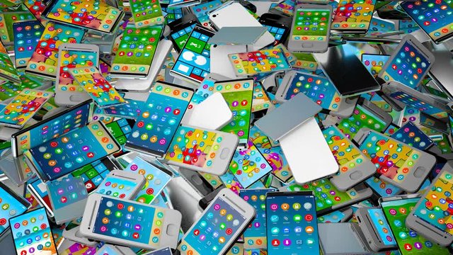 Pile de différents types de téléphones portables. Concept sur la Technologie ou le recyclage.
