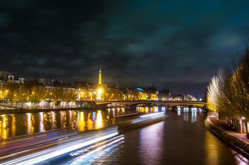 Fototapeta premium View of the seine river with Pont des Arts in night in Paris,