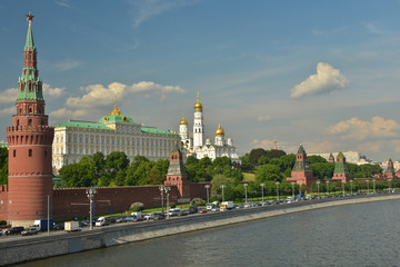Obraz premium Kremlin embankment of the Moscow river.