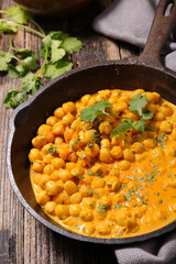 chickpea with cream and curry
