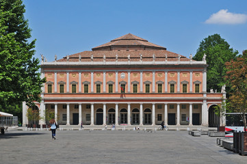 Reggio Emilia, il teatro Municipale