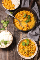 chickpea with cream and curry