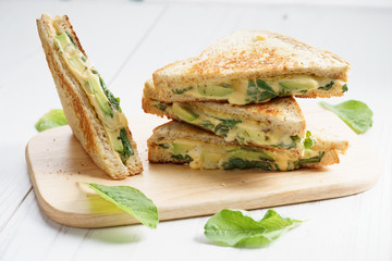 grilled cheese sandwich with avocado