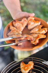 grilling chicken wings