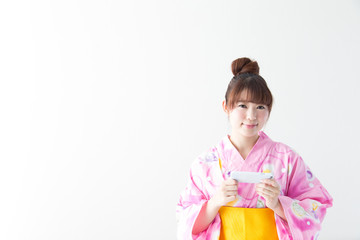 浴衣の女性・白バック
