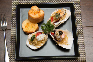 pasta delicious spaghetti seafood in shell