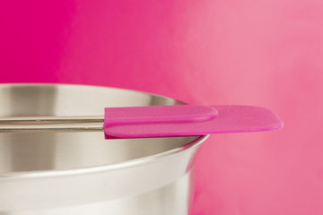 Kitchen bowl and spatula for cooking or baking