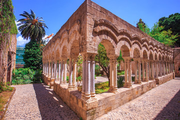 Obraz premium old cloister of saint john in Palermo, Sicily