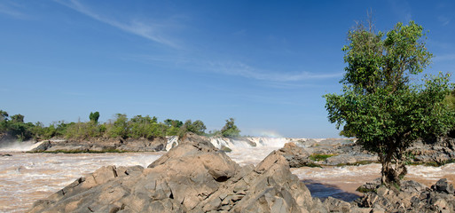 Die Mekonfaälle in Südlaos, die größten Wasserfälle in Südostasien. 
