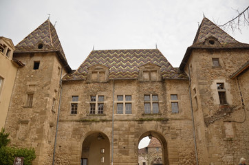 Entr&eacute;e fortifi&eacute;e de Saint Antoine l'Abbaye (is&egrave;re)