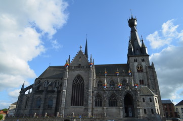 Basilique Saint-Materne de Walcourt ( Wallonie-Belgique)