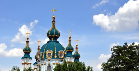 Kiew - Smaragdgrüne, elegante St.-Andreas-Kirche