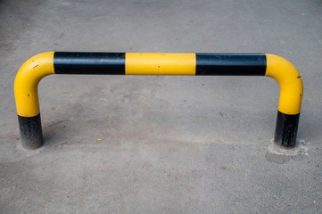 Bee barrier