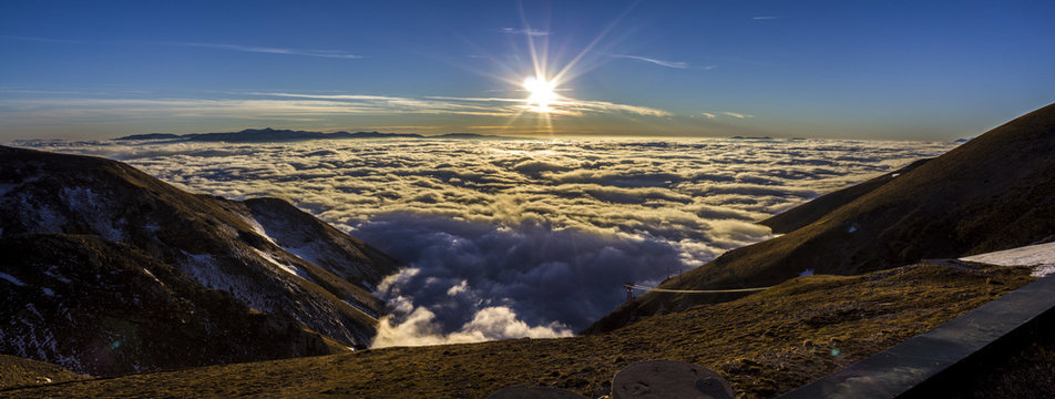 ABOVE THE CLOUDS &ndash; CAMPO IMPERATORE