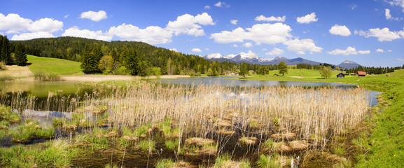 Fototapeta premium Panorama Landschaft in Bayern im Karwendel