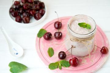 Organic yogurt with fresh berries
