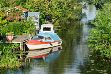 Fototapeta na wymiar Boot auf der Warnow bei Rostock