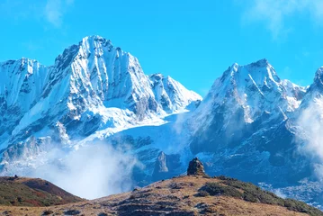 Cercles muraux Kangchenjunga Peaks of mountains, covered by snow.