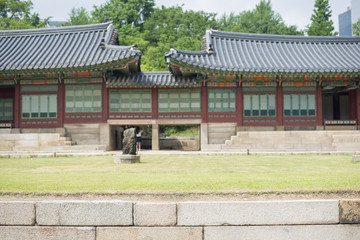 SEOUL,South Korea - MAY 24: Deoksugung Palace. MAY 24, 2016 in S