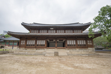 SEOUL,South Korea - MAY 24: Deoksugung Palace. MAY 24, 2016 in S