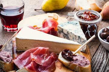 Antipasti platter