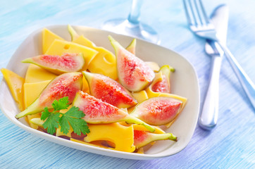 cheese with figs