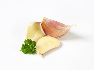 fresh garlic cloves
