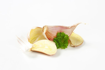 fresh garlic cloves