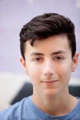 Naklejka premium Portrait of a teenager rebellious man