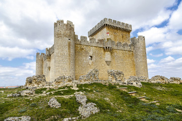 Fototapeta na wymiar Castle of Villalonso Zamora Spain