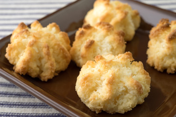 Close view of sugar free coconut macaroons in a dish