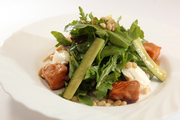 Salad with salmon and cheese