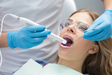 Girl in dentistry - 112341244